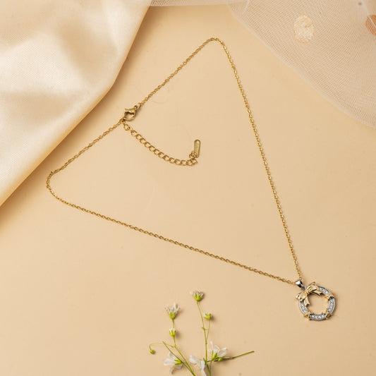 Asterlyn Wreath - Halo Pendant Necklace