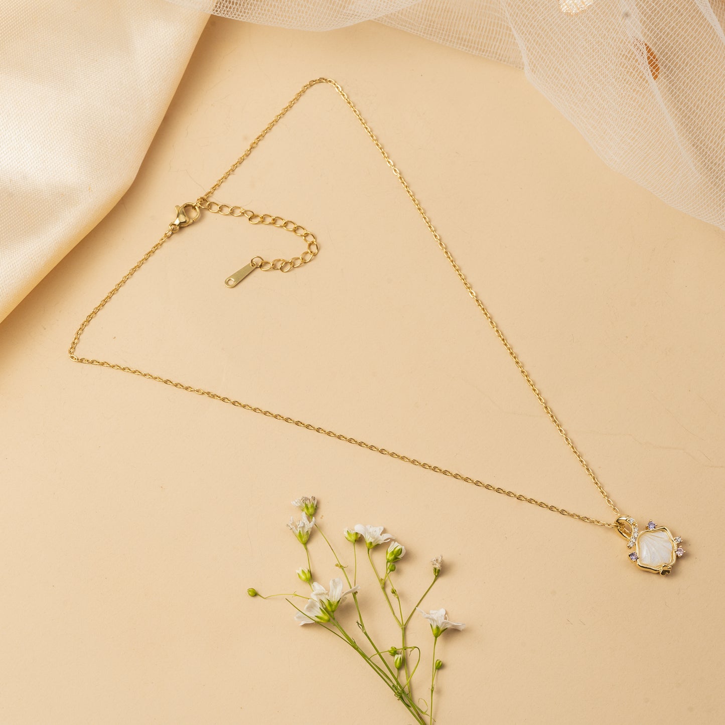 Elystra Halo - Starbound Pendant Necklace