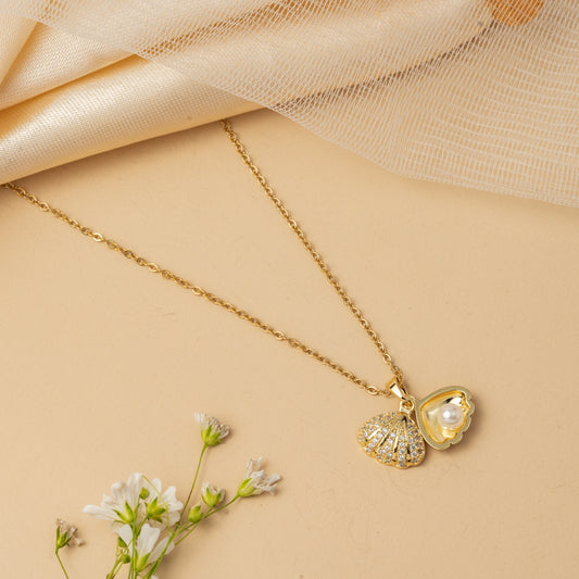 Solvera Charm - Radiant Disc Pendant Necklace