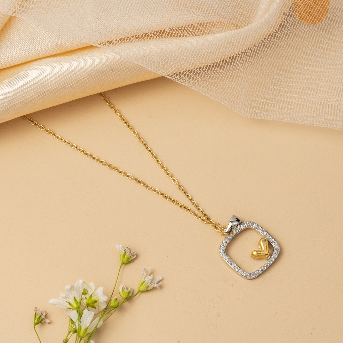 Amoria Frame - Floating Heart Pendant Necklace