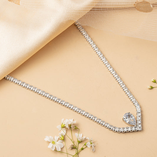 Lunivra Line - Minimal Drop Necklace Set