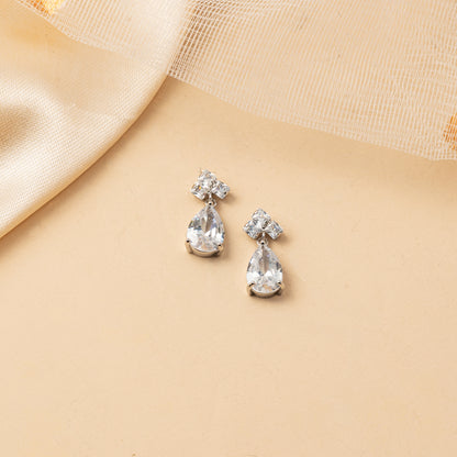 Lunivra Line - Minimal Drop Necklace Set