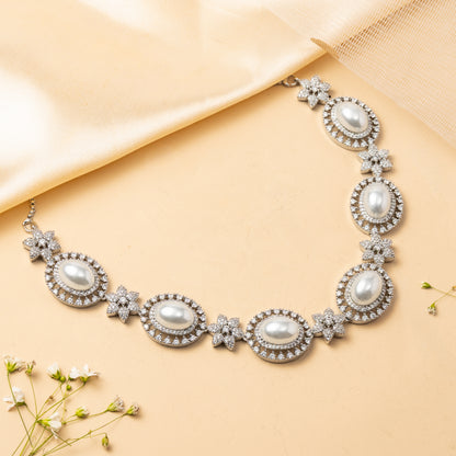 Aurelisse Garland - Oval Embrace Necklace Set