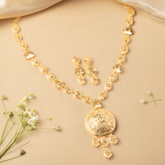 Aurevia Cascade - Embellished Pendant Necklace Set