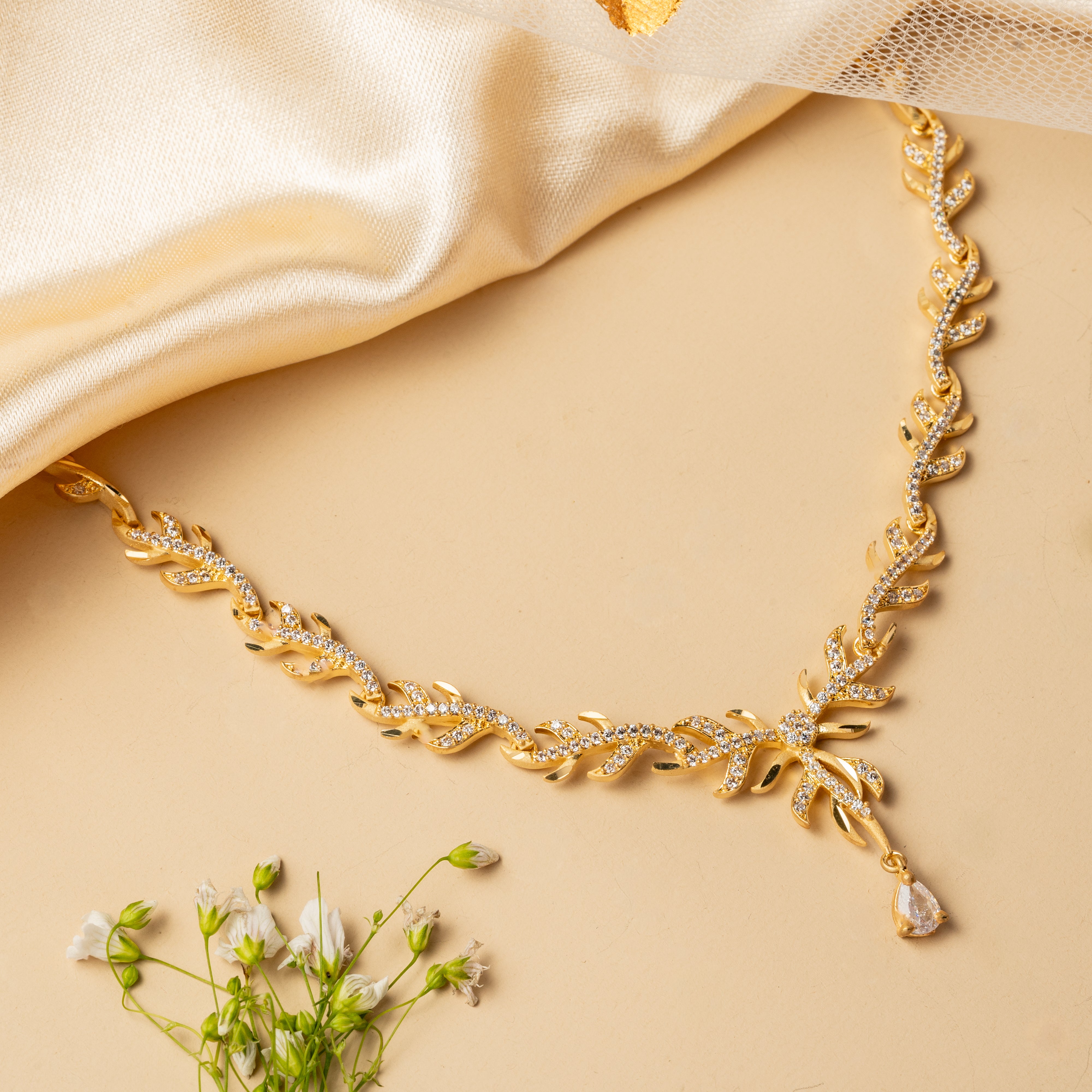 Lioren Vine - Twisted Leaf Necklace Set – celimi