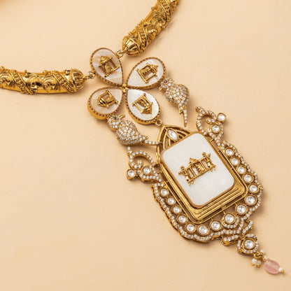 Thyrelle Emblem - Heritage Pendant Necklace Set